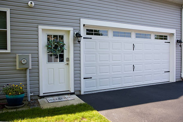 24/7 Emergency Garage Door Panel Replacement experts in Camano, WA